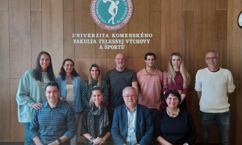 Project partners New Health ontmoeten elkaar op de Comenius University Faculteit voor Lichamelijke Opvoeding in Bratislava, Slowakije